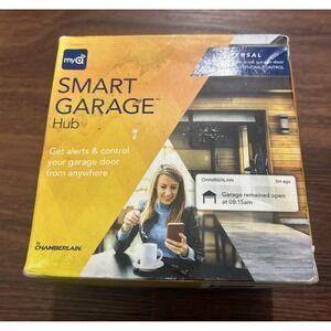 Chamberlain MyQ Smart Garage Hub Universal‎ Black
